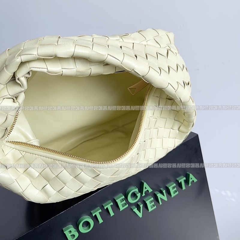 보테가베네타조디백미디움 20260213-170108-009루.jpg