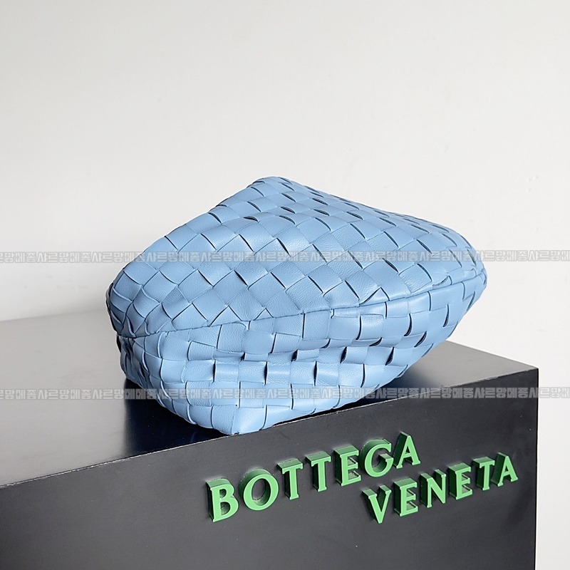 보테가베네타조디백미디움 wsxc1770997659187_1루.jpg