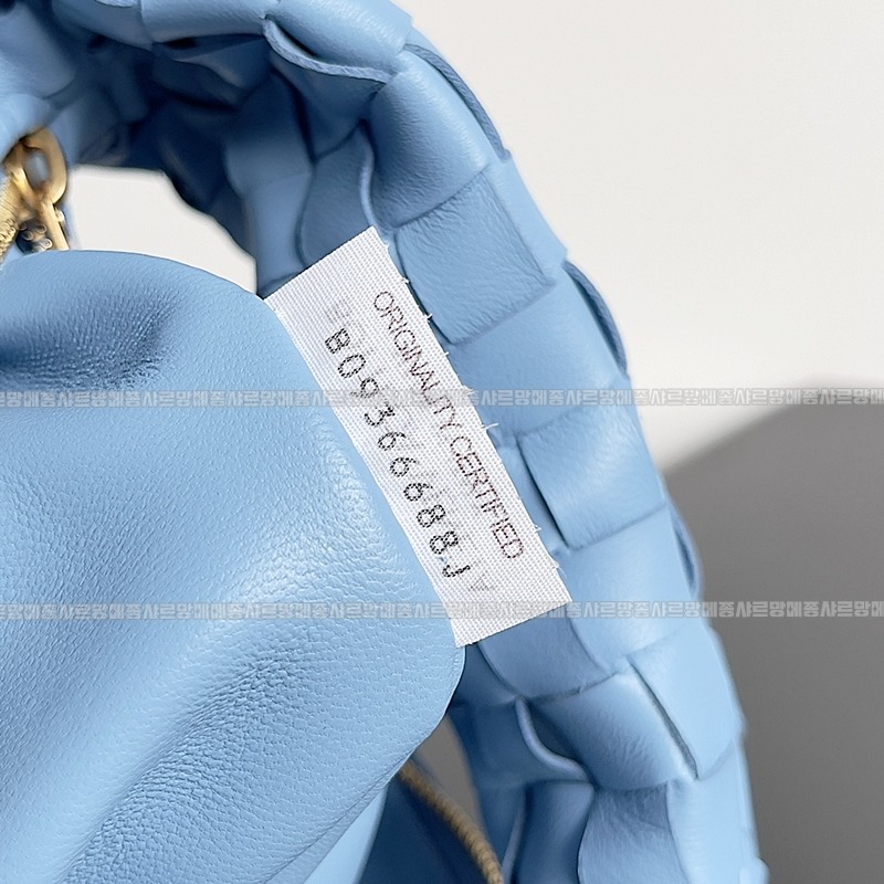 보테가베네타조디백미디움 wsxc1770997659188_5루.jpg