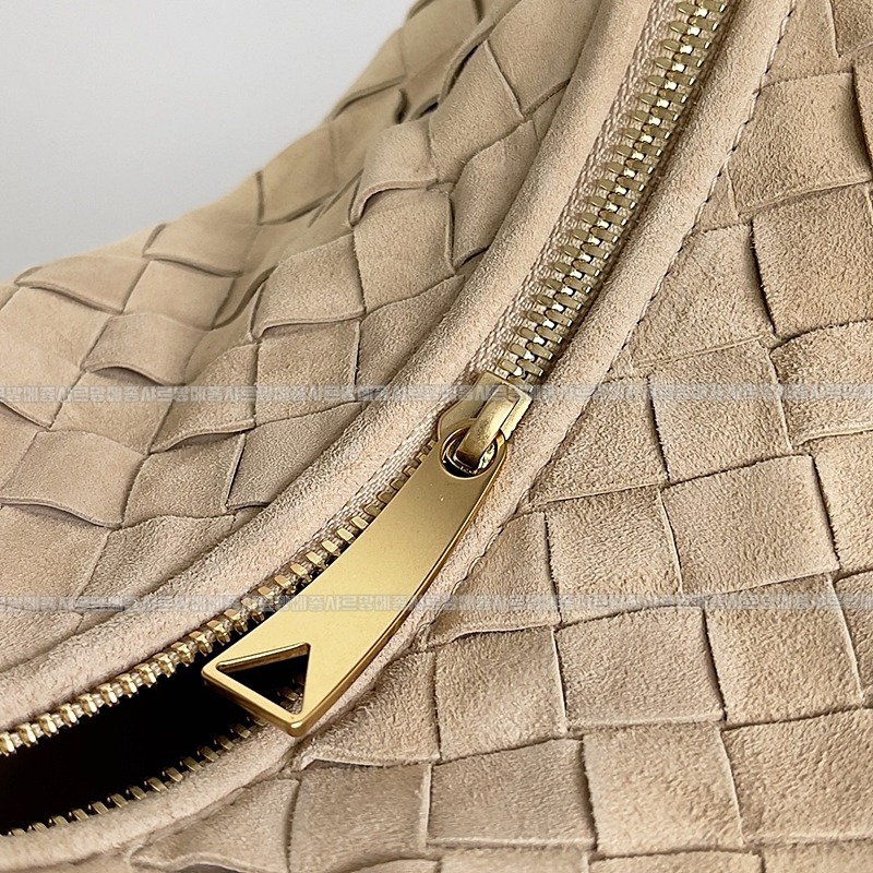 보테가베네타조디백미디움 wsxc1770997682220_7루.jpg