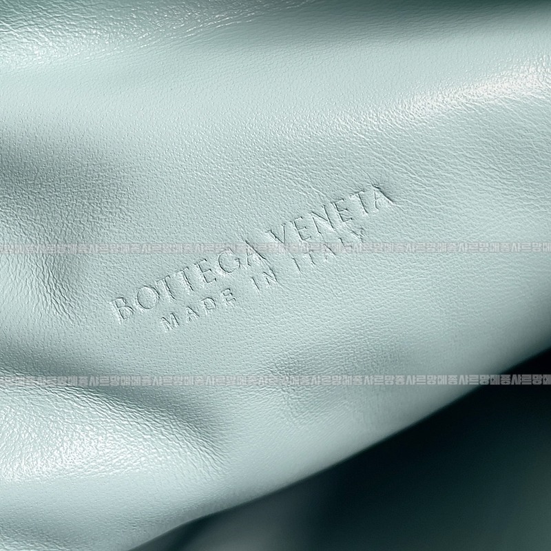 보테가베네타조디백미디움 wsxc1770997684817_6루.jpg