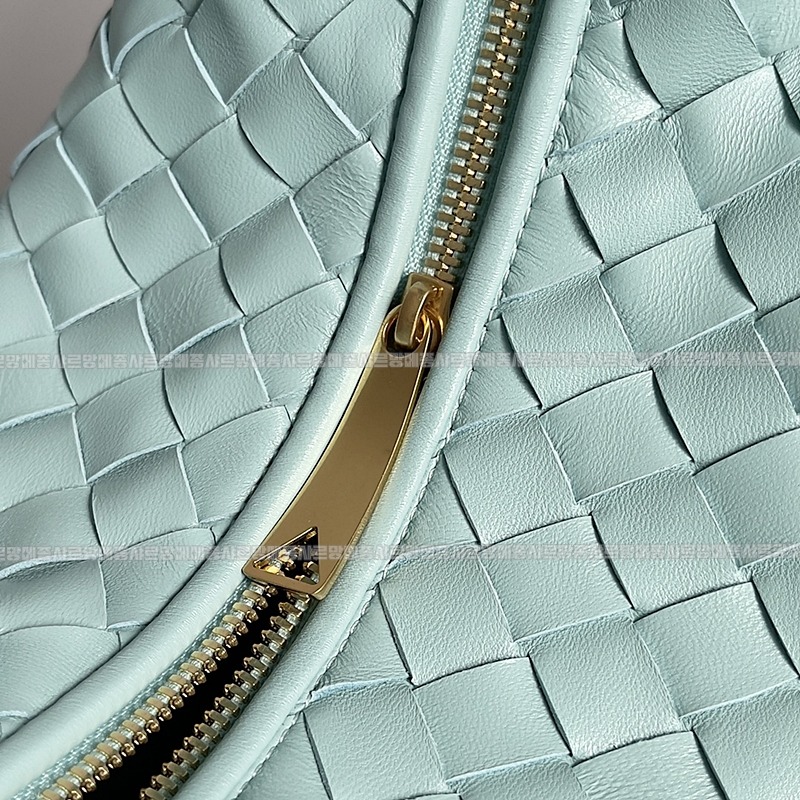 보테가베네타조디백미디움 wsxc1770997684872_8루.jpg