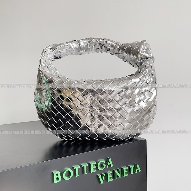 보테가베네타조디백미디움 wsxc1770997689617_0루.jpg