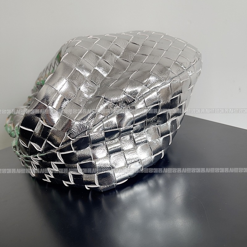 보테가베네타조디백미디움 wsxc1770997689617_7루.jpg