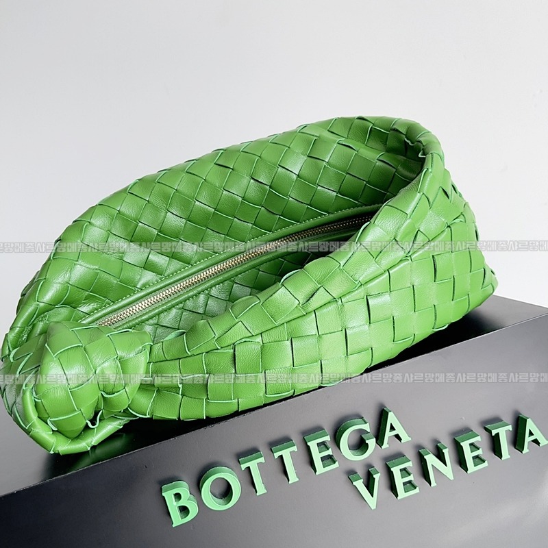 보테가베네타조디백미디움 wsxc1770997691950_1루.jpg