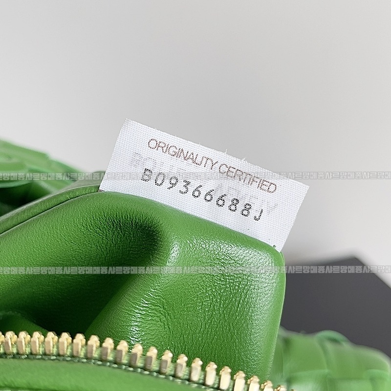 보테가베네타조디백미디움 wsxc1770997691950_6루.jpg