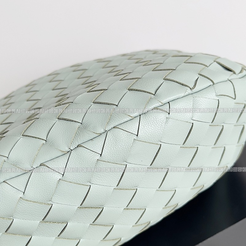 보테가베네타조디백미디움 wsxc1770997698302_3루.jpg