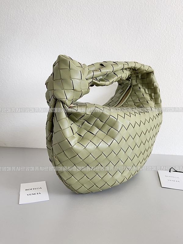 보테가베네타조디백미디움 wsxc1770997706506_2루.jpg