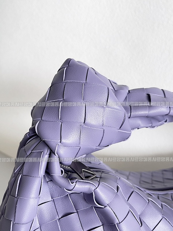 보테가베네타조디백미디움 wsxc1770997728187_1루.jpg