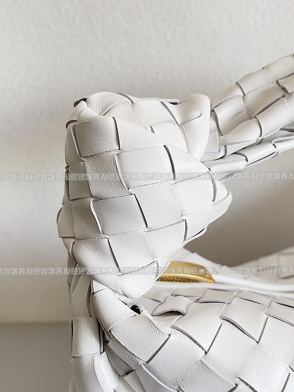 보테가베네타조디백미디움 wsxc1770997735880_1루.jpg