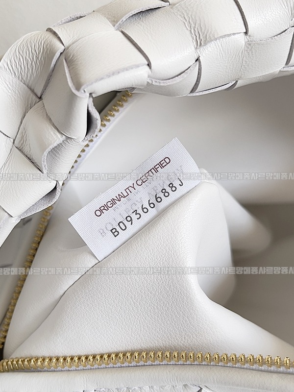 보테가베네타조디백미디움 wsxc1770997736124_6루.jpg