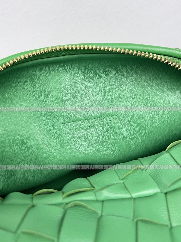 보테가베네타조디백미디움 wsxc1770997737908_6루.jpg