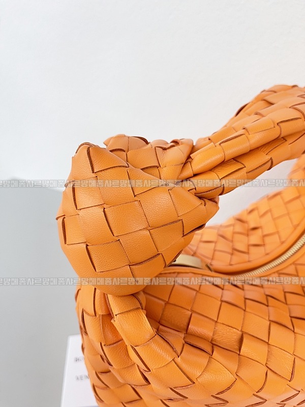 보테가베네타조디백미디움 wsxc1770997739535_2루.jpg