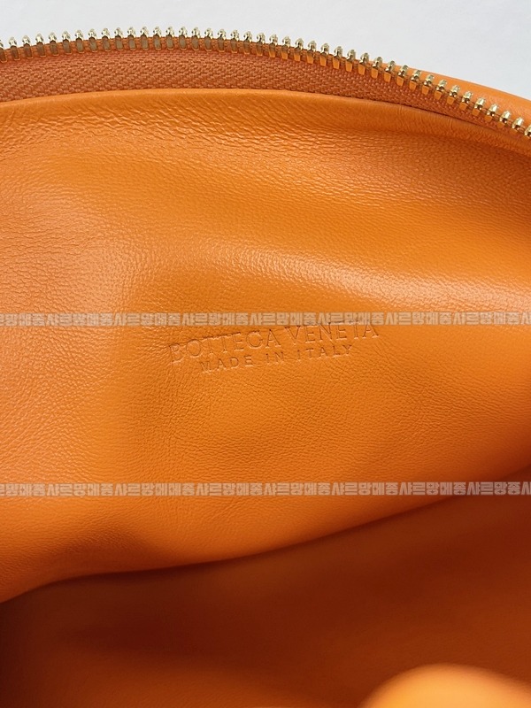 보테가베네타조디백미디움 wsxc1770997739702_7루.jpg