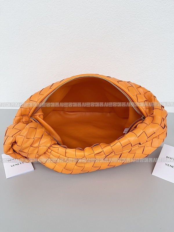 보테가베네타조디백미디움 wsxc1770997739726_8루.jpg