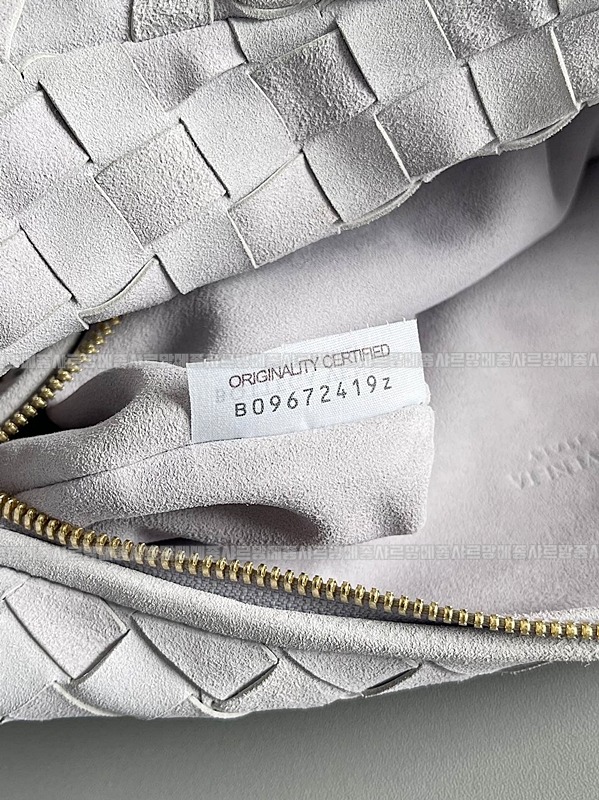 보테가베네타조디백미디움 wsxc1770997746559_6루.jpg