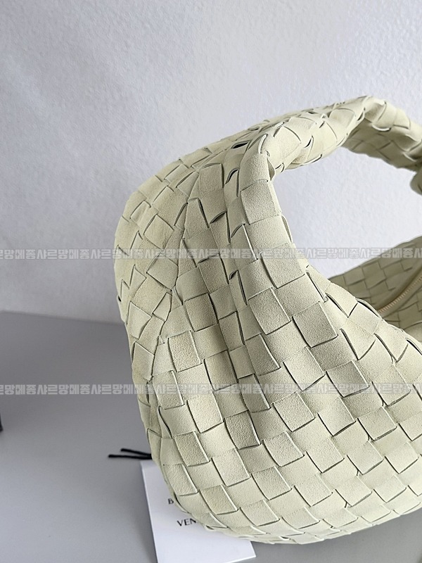 보테가베네타조디백미디움 wsxc1770997748015_3루.jpg