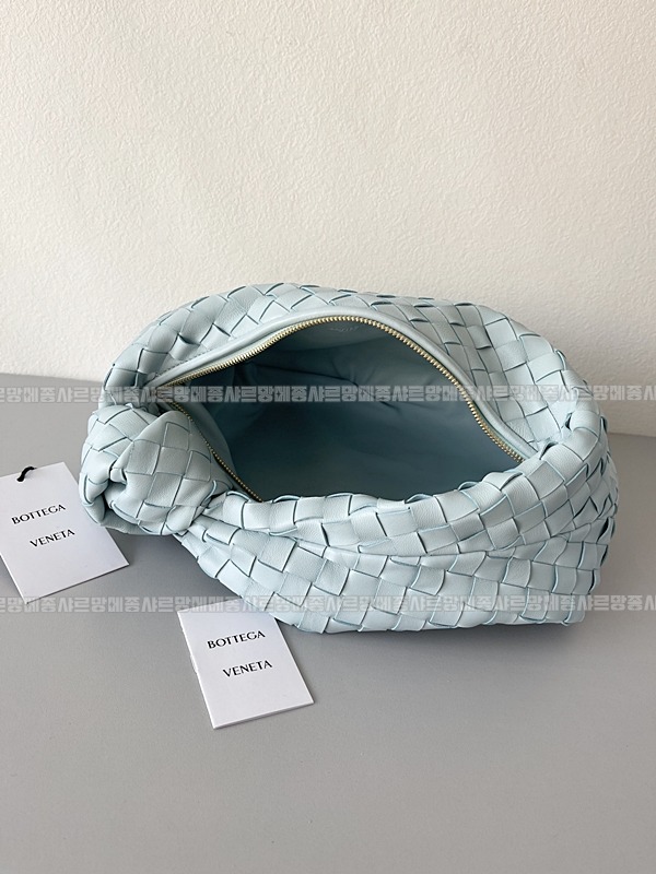 보테가베네타조디백미디움 wsxc1770997753047_8루.jpg