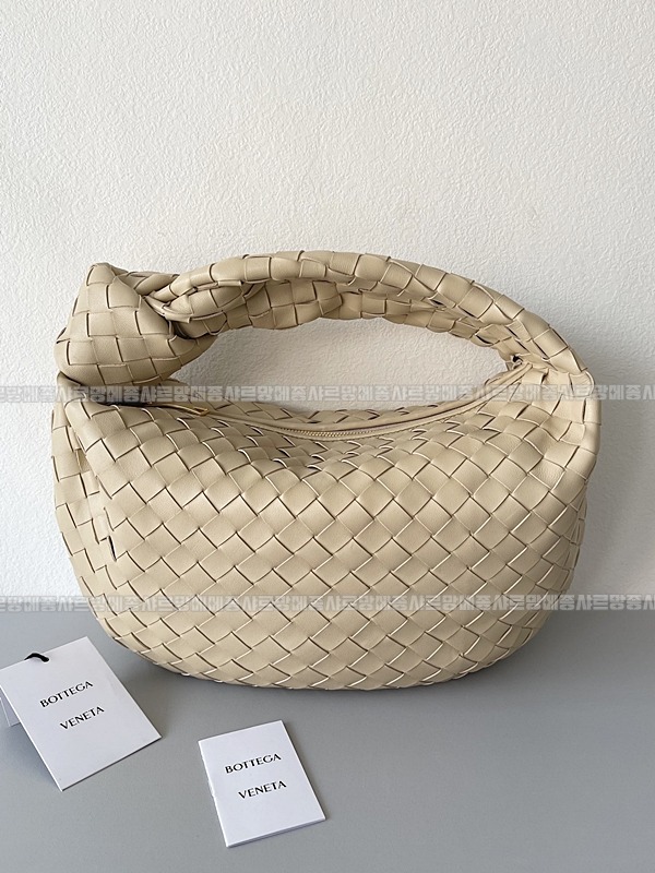 보테가베네타조디백미디움 wsxc1770997754431_0루.jpg