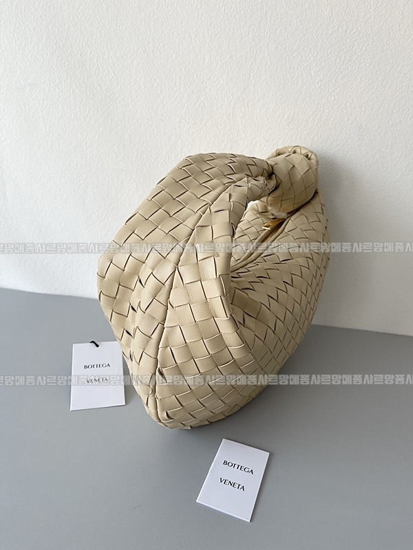 보테가베네타조디백미디움 wsxc1770997754432_3루.jpg