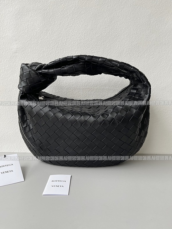 보테가베네타조디백미디움 wsxc1770997763364_0루.jpg