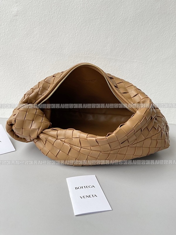 보테가베네타조디백미디움 wsxc1770997764808_5루.jpg