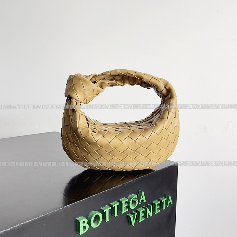 보테가베네타호보스몰 wsxc1770997766293_0루.jpg