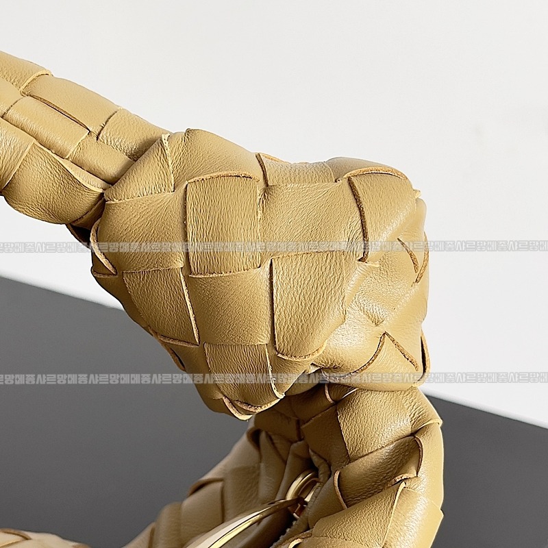 보테가베네타호보스몰 wsxc1770997766424_3루.jpg