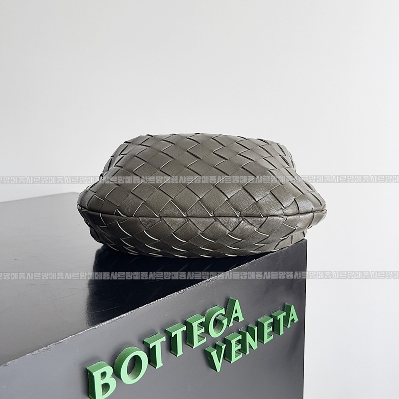 보테가베네타호보스몰 20260214-124751-004루.jpg