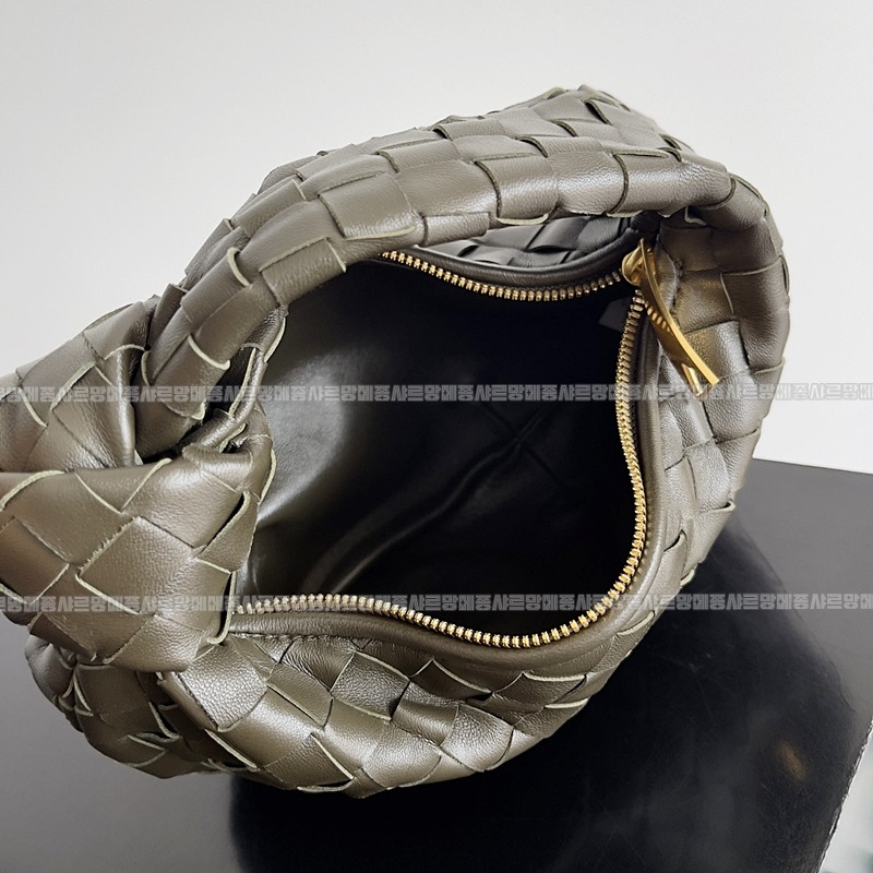 보테가베네타호보스몰 20260214-124752-009루.jpg