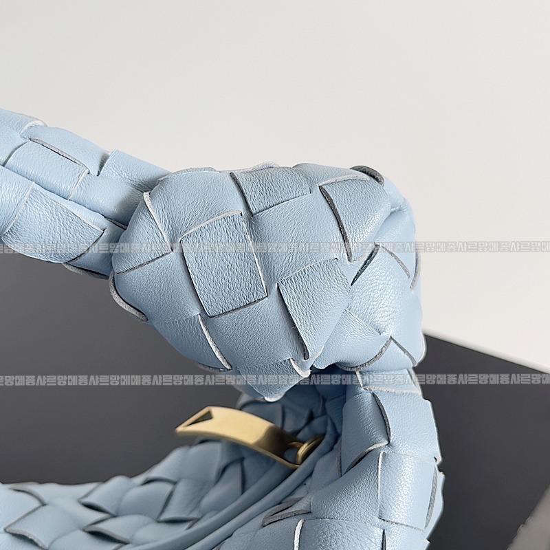 보테가베네타호보스몰 20260214-124951-005루.jpg