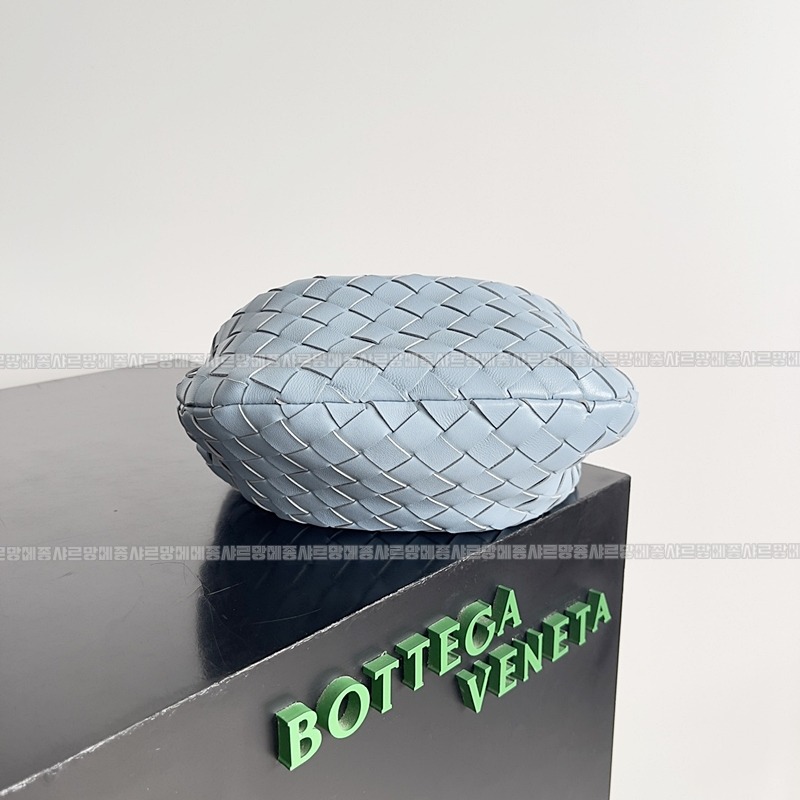 보테가베네타호보스몰 20260214-124951-004루.jpg