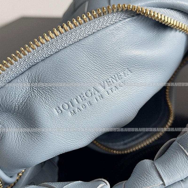 보테가베네타호보스몰 20260214-124951-007루.jpg