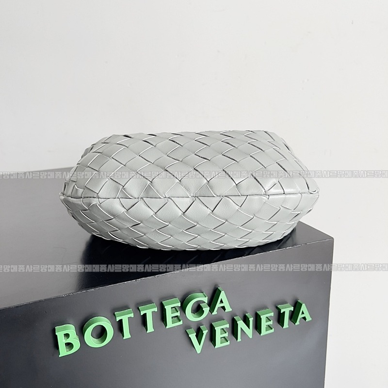 보테가베네타호보스몰 20260214-125436-006루.jpg