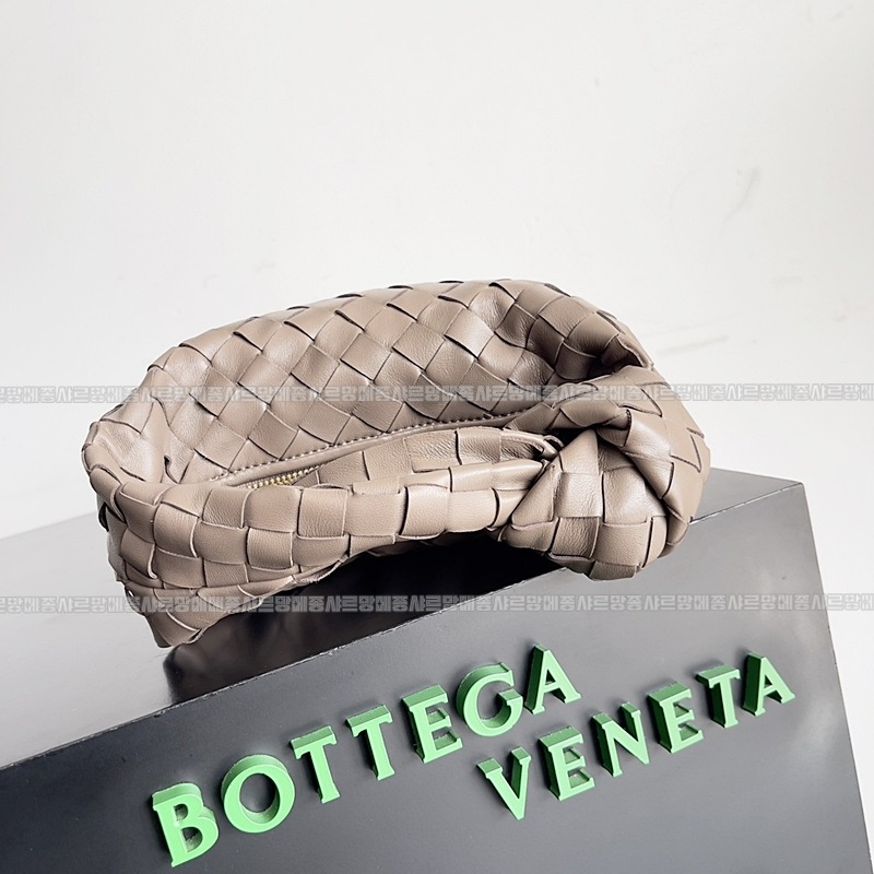 보테가베네타호보스몰 20260214-130613-002루.jpg