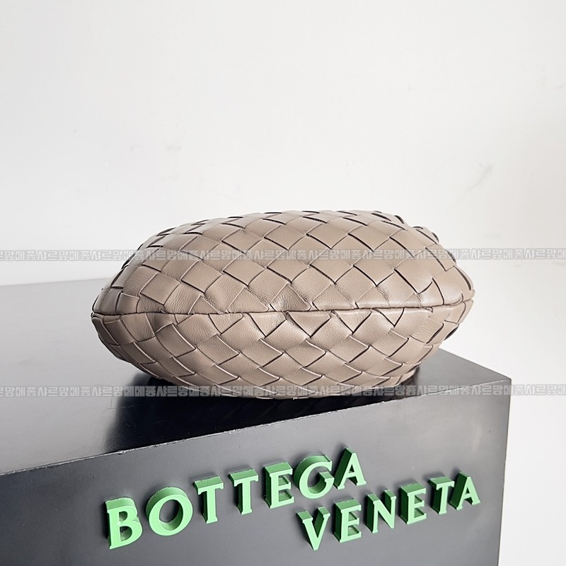 보테가베네타호보스몰 20260214-130614-005루.jpg