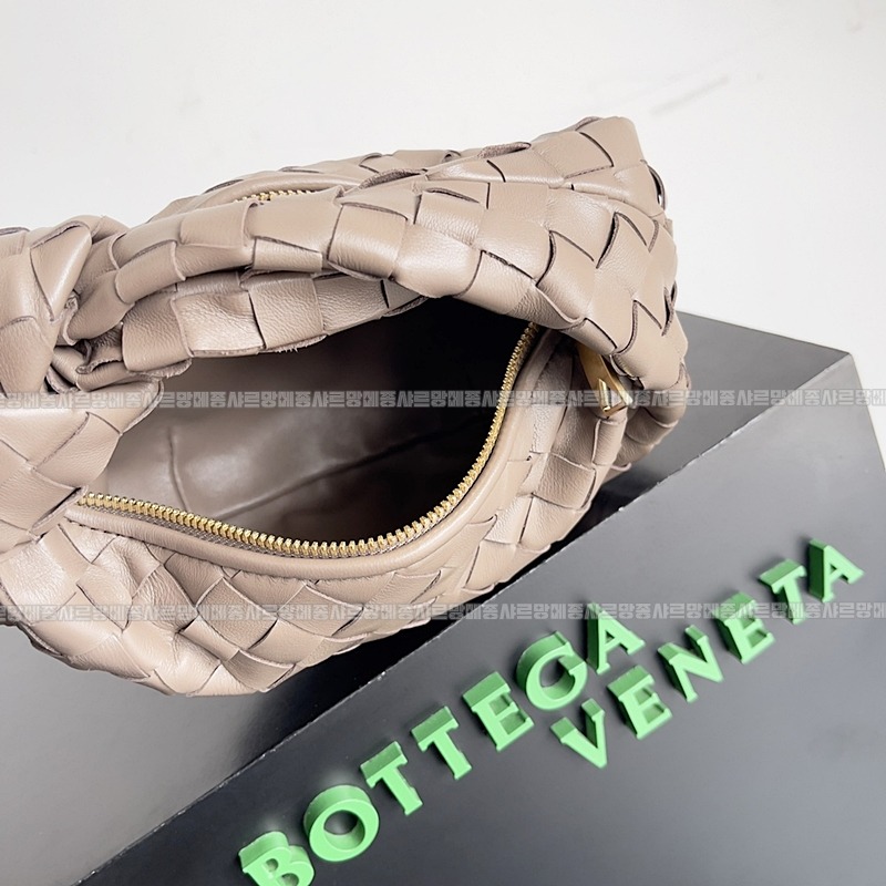 보테가베네타호보스몰 20260214-130614-009루.jpg