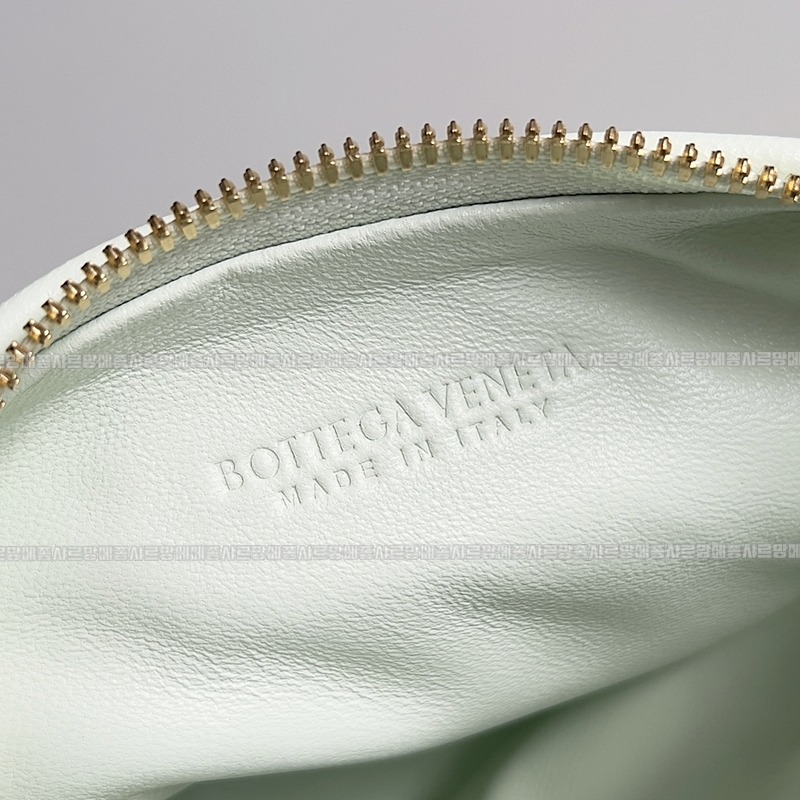 보테가베네타호보스몰 20260214-130729-006루.jpg