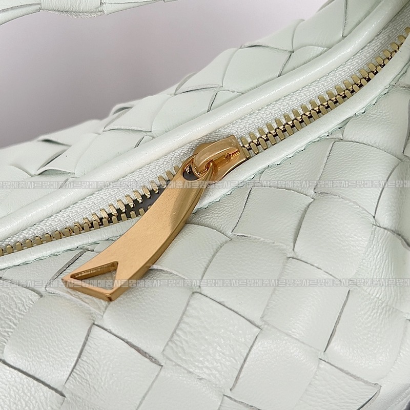 보테가베네타호보스몰 20260214-130729-008루.jpg