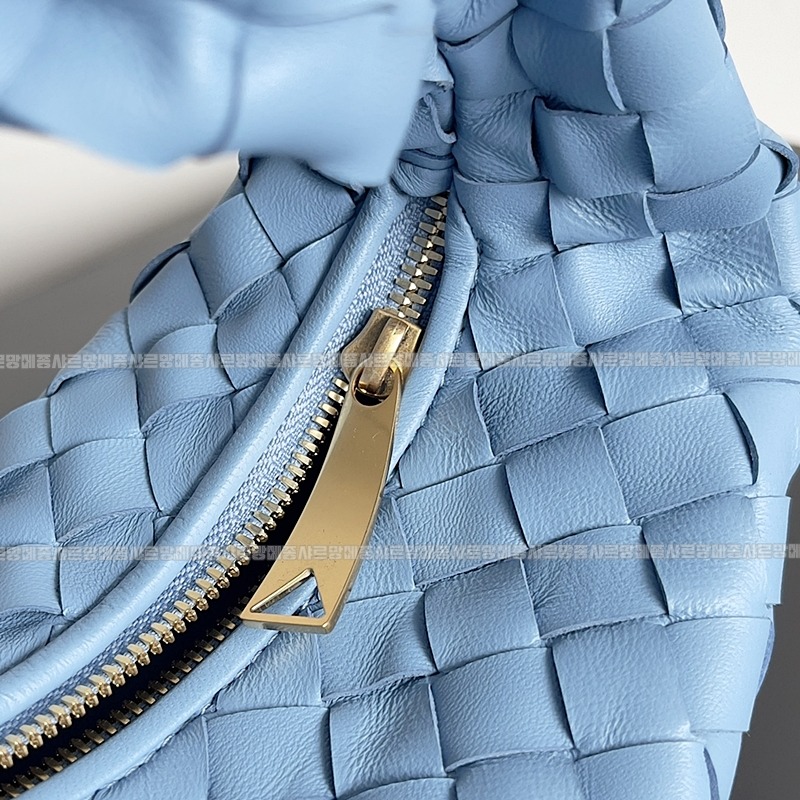 보테가베네타호보스몰 20260214-132825-006루.jpg