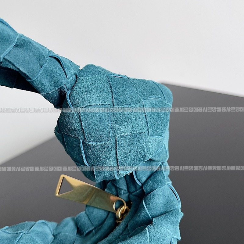 보테가베네타호보스몰 20260214-133229-004루.jpg