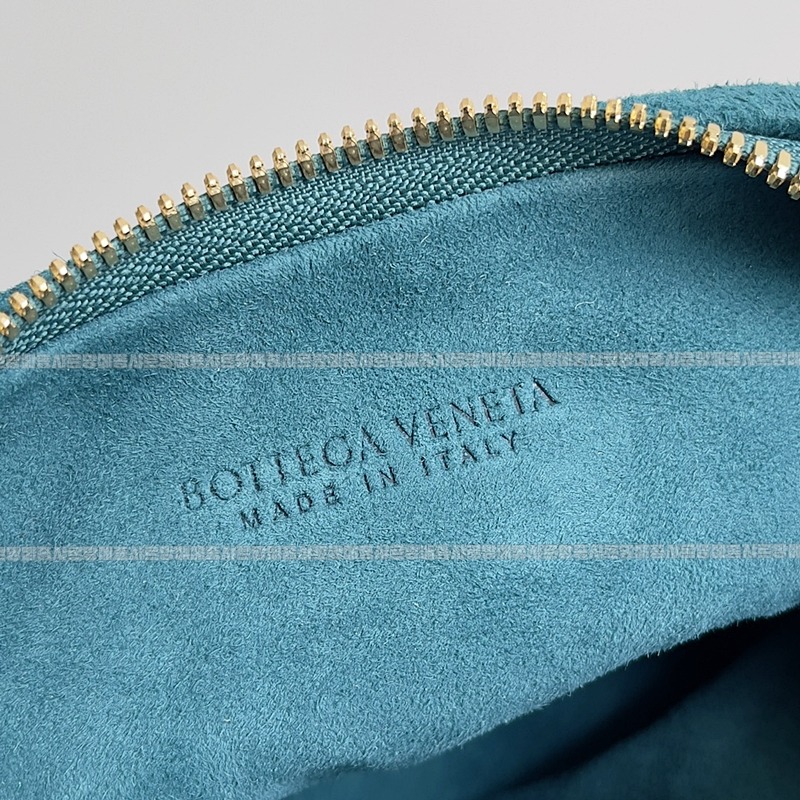 보테가베네타호보스몰 20260214-133229-008루.jpg