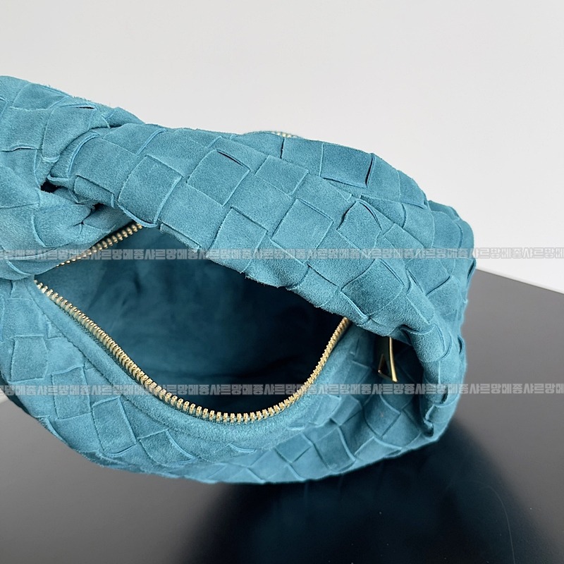 보테가베네타호보스몰 20260214-133229-007루.jpg