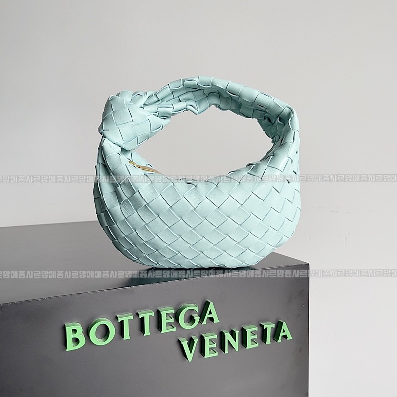 보테가베네타호보스몰 20260214-133420-001루.jpg