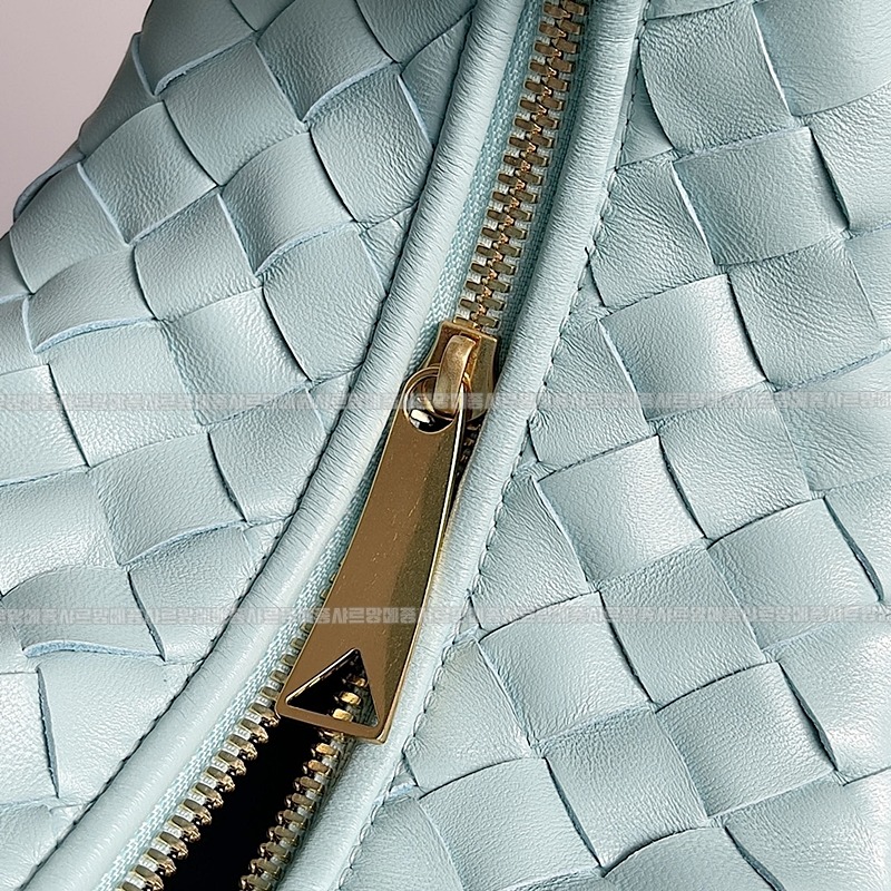 보테가베네타호보스몰 20260214-133421-009루.jpg