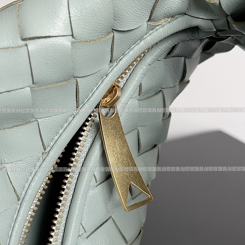 보테가베네타호보스몰 20260214-133659-007루.jpg