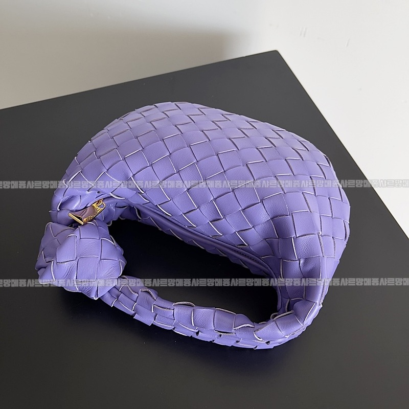 보테가베네타호보스몰 20260214-140945-004루.jpg