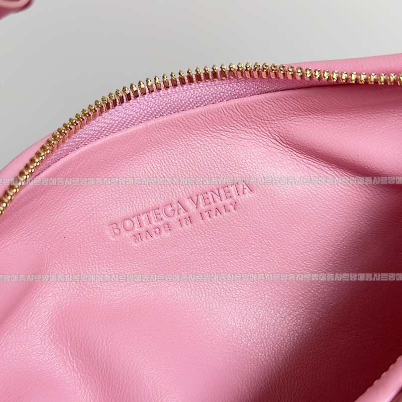 보테가베네타호보스몰 20260214-141529-008루.jpg