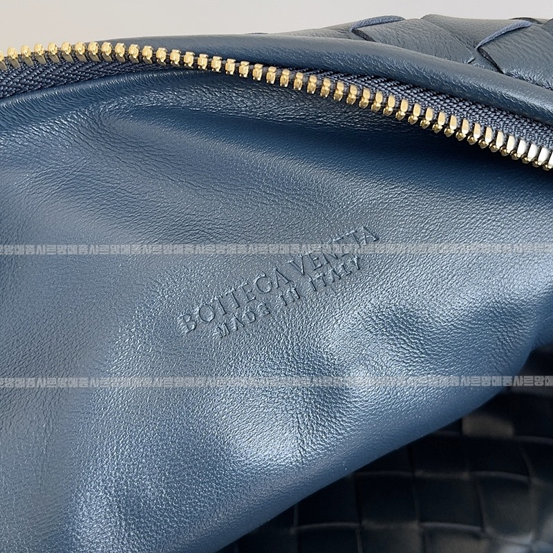 보테가베네타호보스몰 20260214-142123-008루.jpg