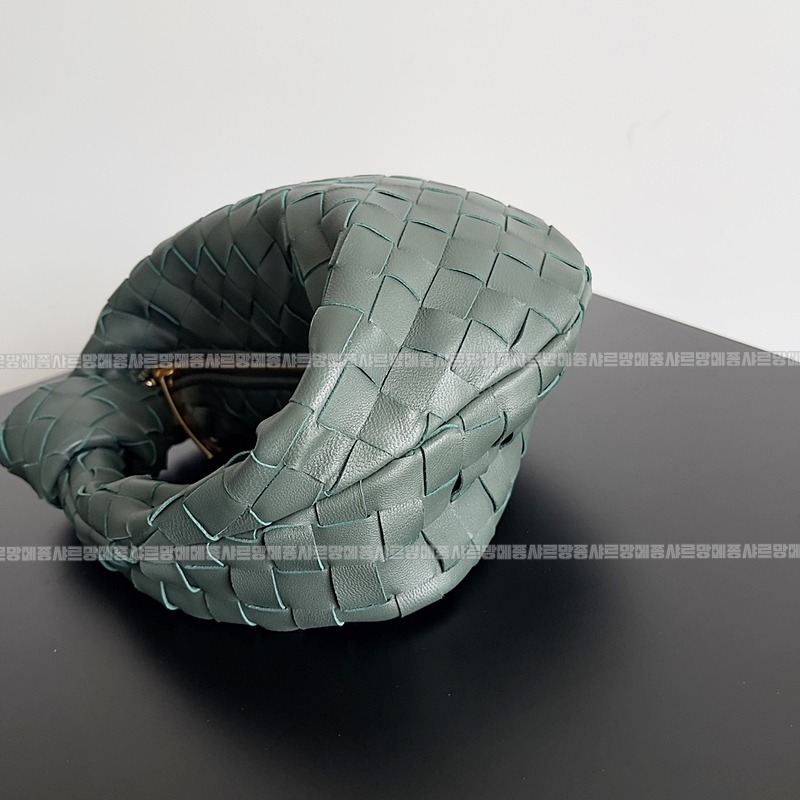 보테가베네타호보스몰 20260214-142435-002루.jpg